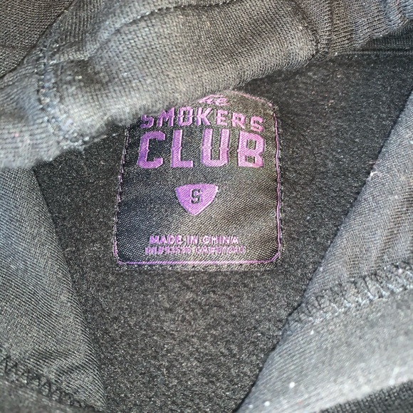 Men’s Small hoodie - Picture 5 of 5